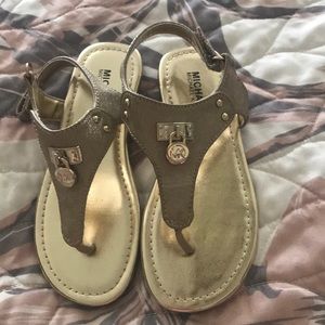 MK girl’s sandals sz 11
